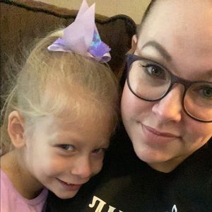 Meet your Posher, Casey